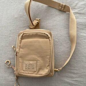 BEIS Crossbody Sport Sling with water bottle pouch.